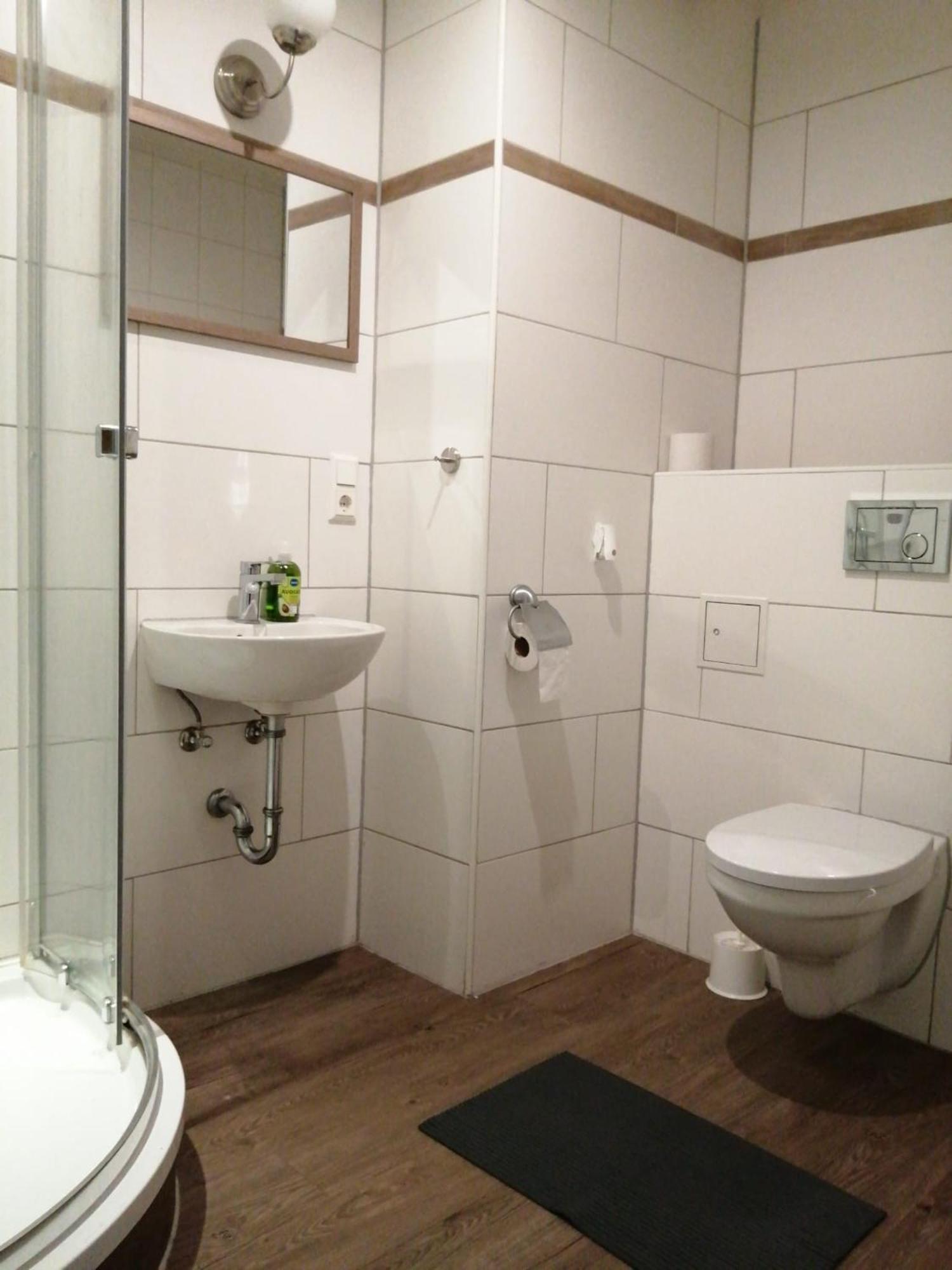 Hotel-Garni "Zum Loewen" Bad Freienwalde Extérieur photo
